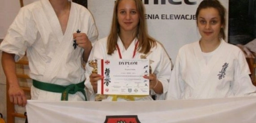 Emilia Poręba medalistką Mistrzostw Polski Juniorów w Karate Kyokushin