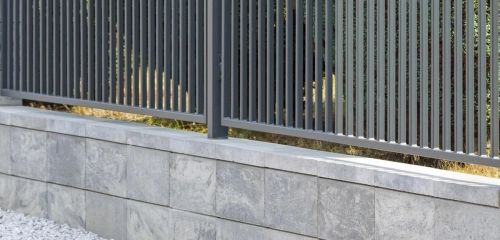 Jak zbudować podmurówkę pod ogrodzenie z bloczków betonowych JONIEC®?